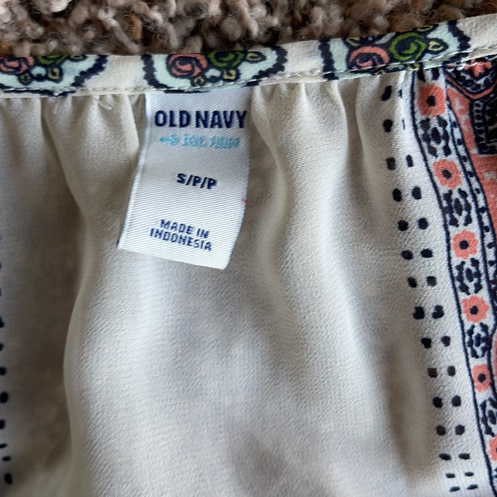 Boho Top - Picture 2 of 2
